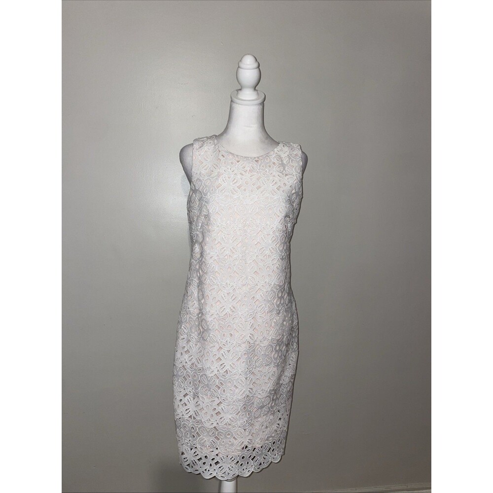 Karl Lagerfeld Paris Dress 6 White Lace Eyelet Sheath Blush Lined Scalloped Zip